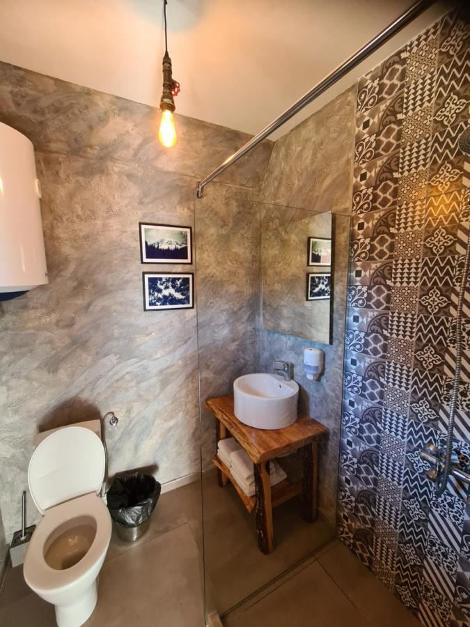 Eco Village Nevidio Poscenje الغرفة الصورة